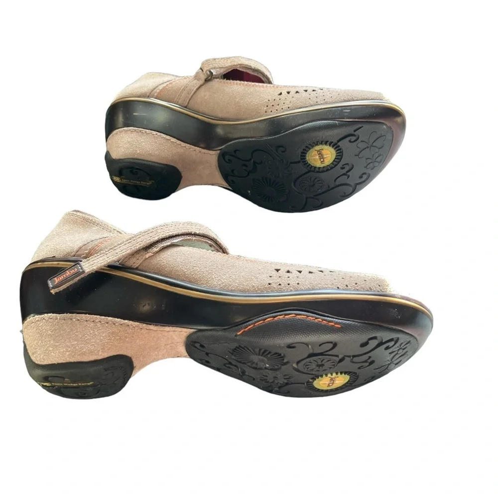 Jambu Lido Encore Beige Suede Mary Jane Sport Wedge Shoe Round Toe 7.5